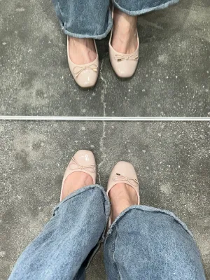 danni flats (NUDE)