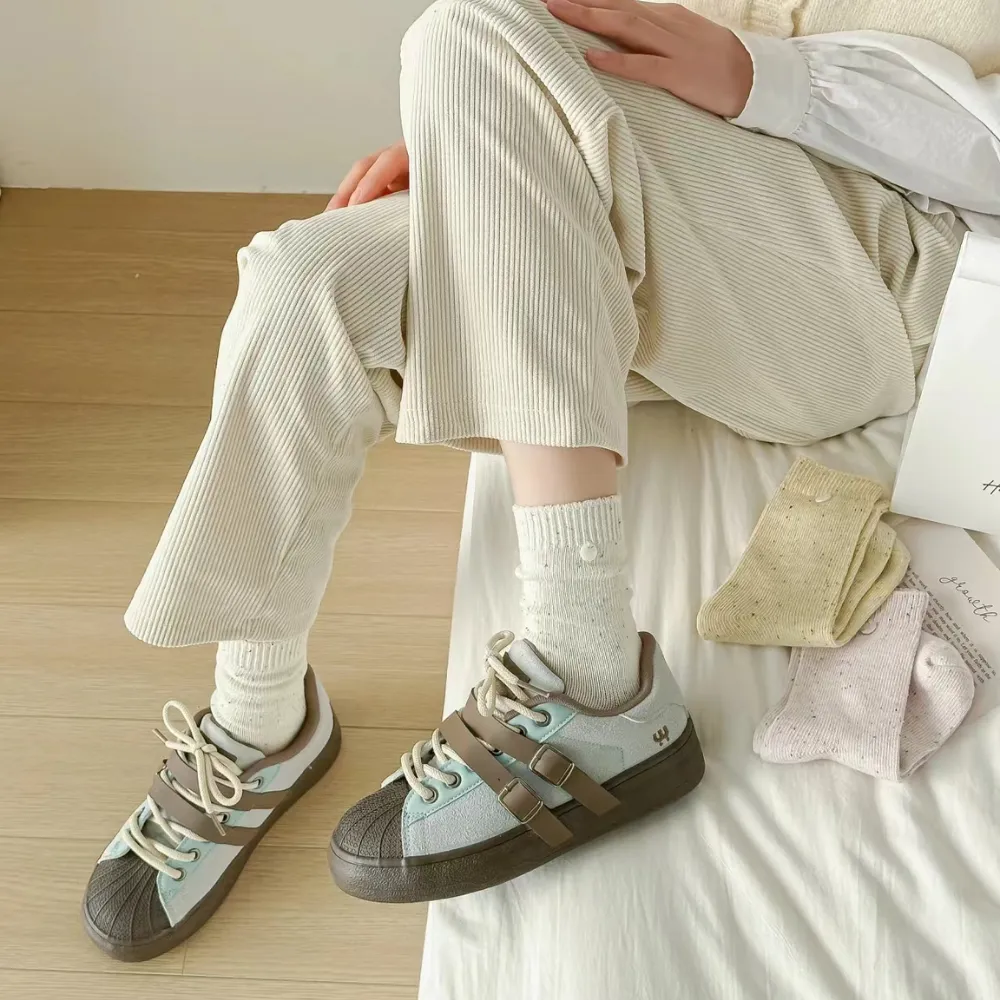 “Double Button Flat Bottom” Shoes