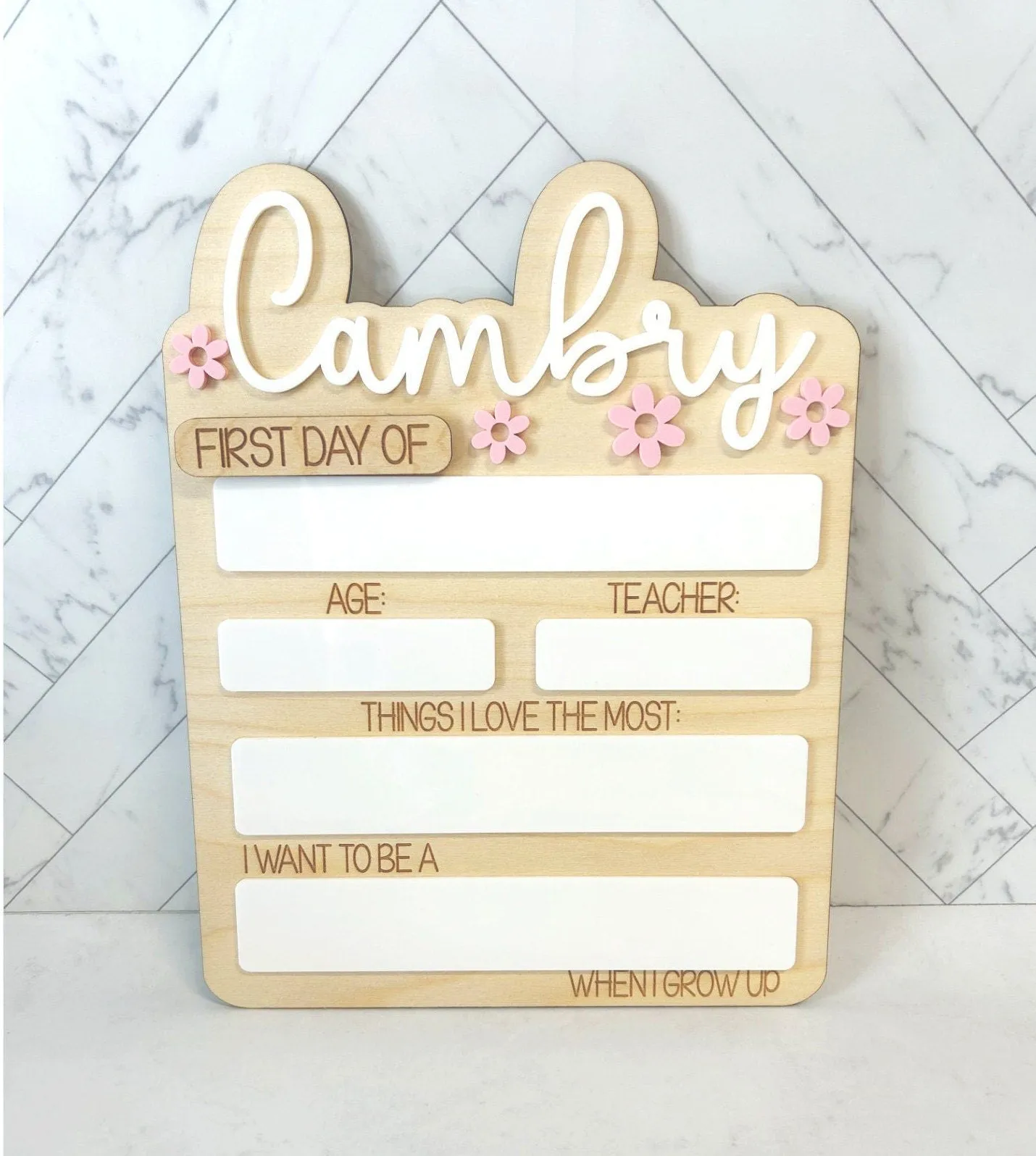 Girls Retro Daisy Changeable Back to School Sign Dry Erase Custom Reusable School Sign