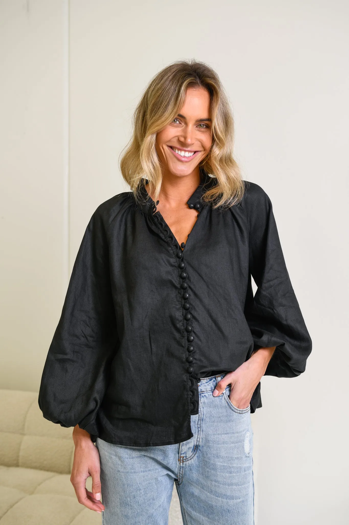 HANSEL BLOUSE- BLACK