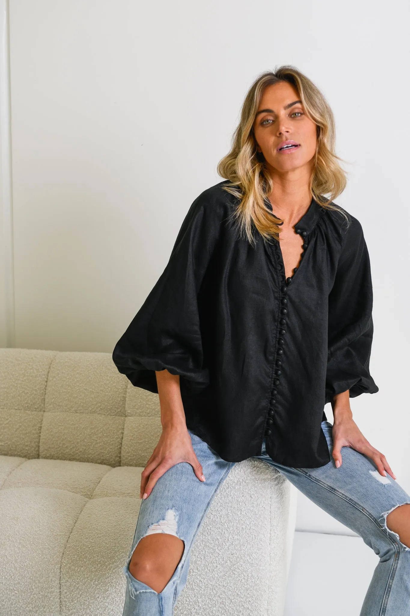 HANSEL BLOUSE- BLACK