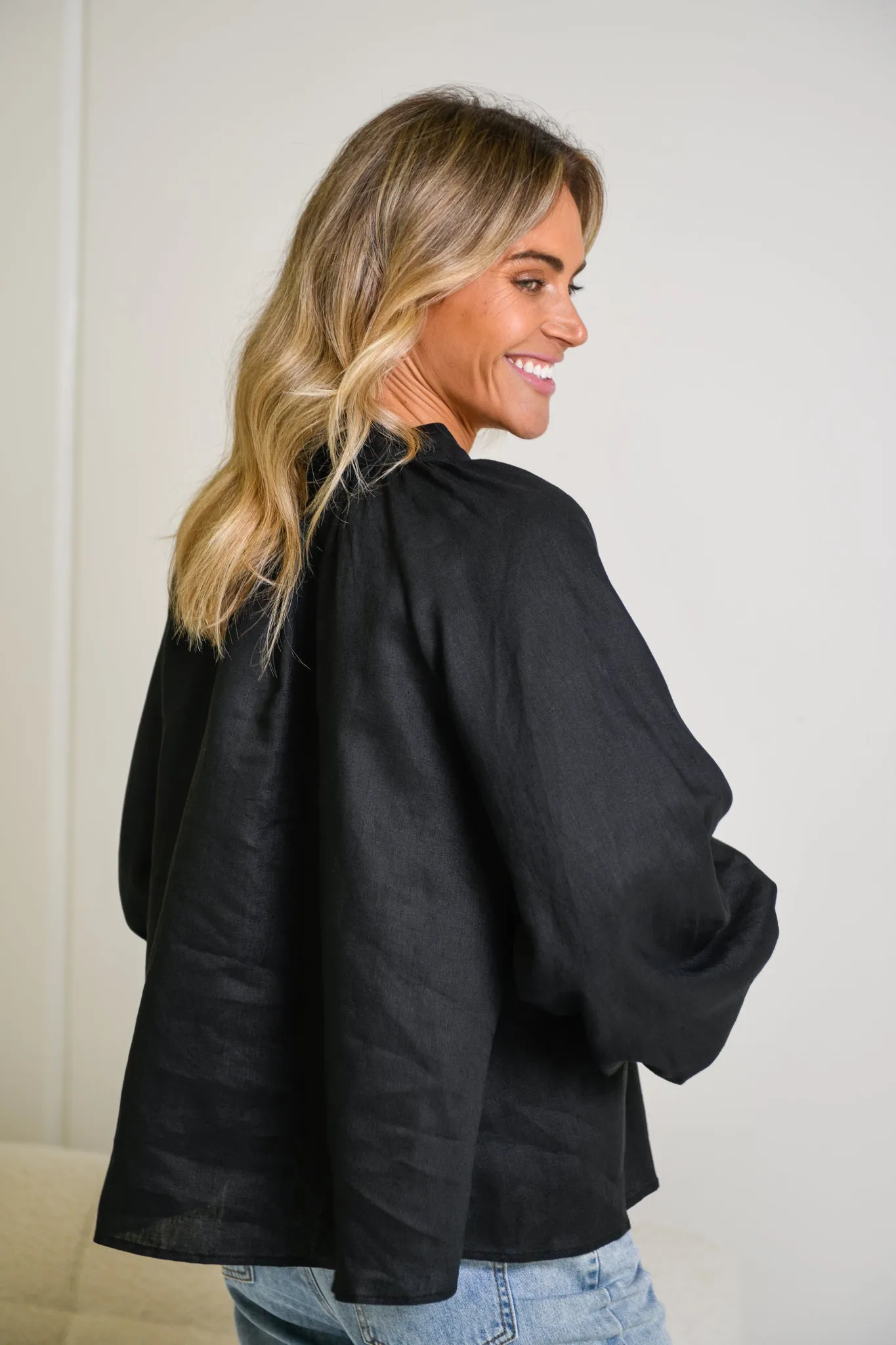 HANSEL BLOUSE- BLACK