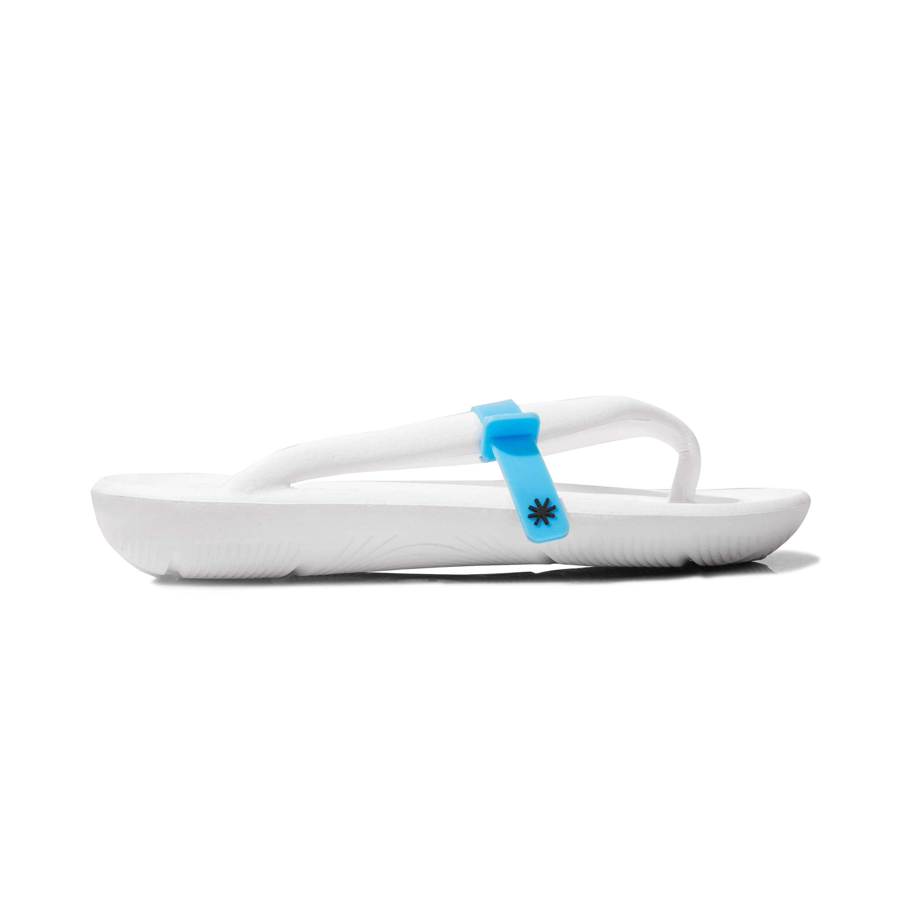 OMO FLIP FLOPS WHITE