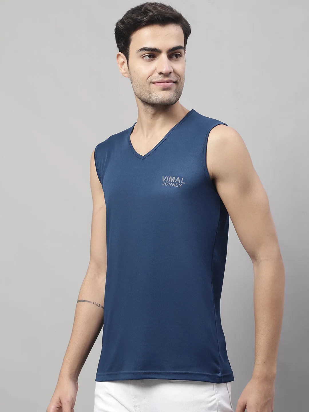 Vimal Jonney Regular Fit Dryfit Lycra Solid Blue Gym Vest for Men